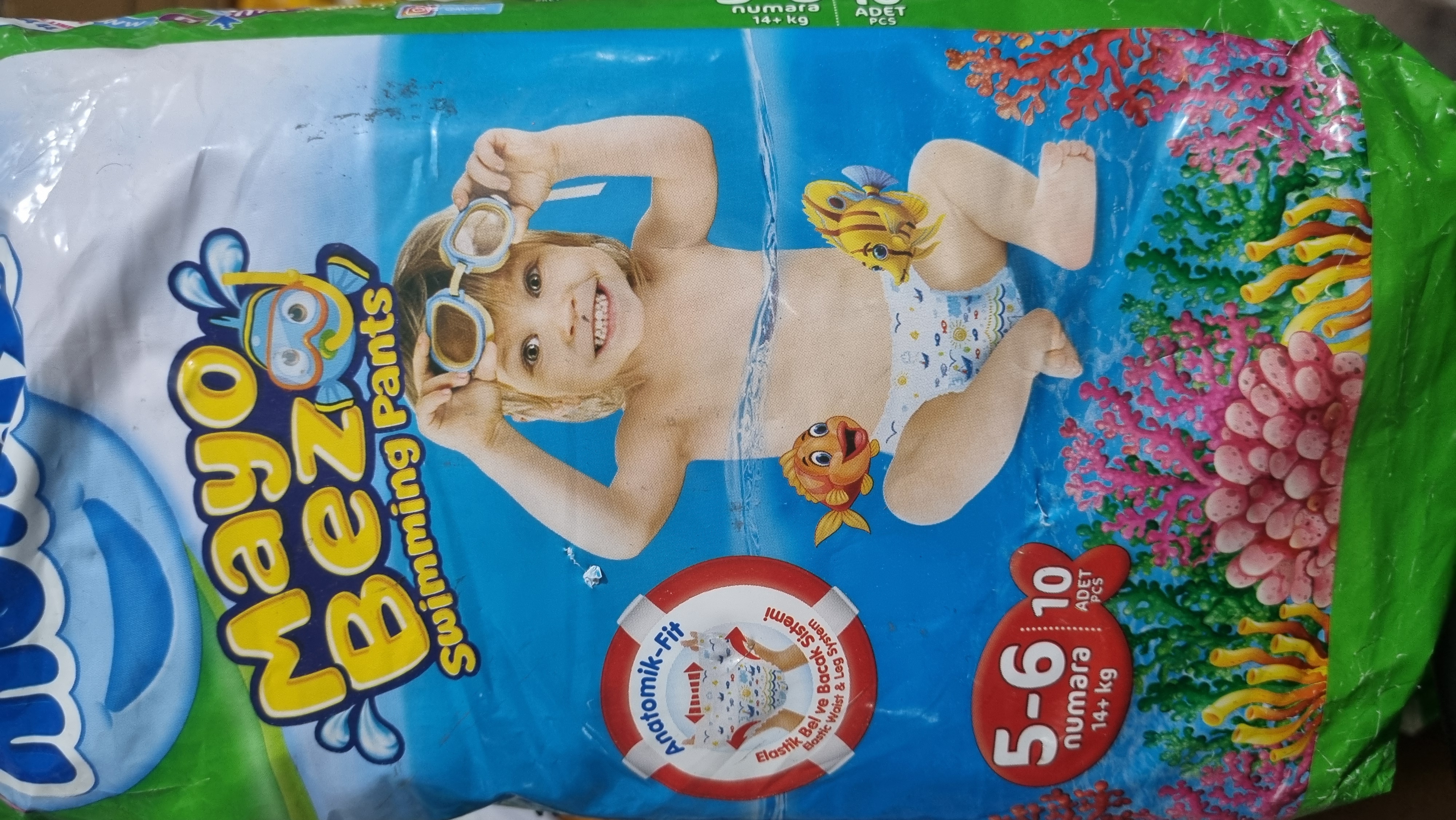 پوشک استخری مولفیکس مدل شورتی مناسب سایز 6 و 5